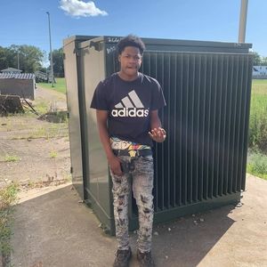 Meet your Posher, Sackchaser